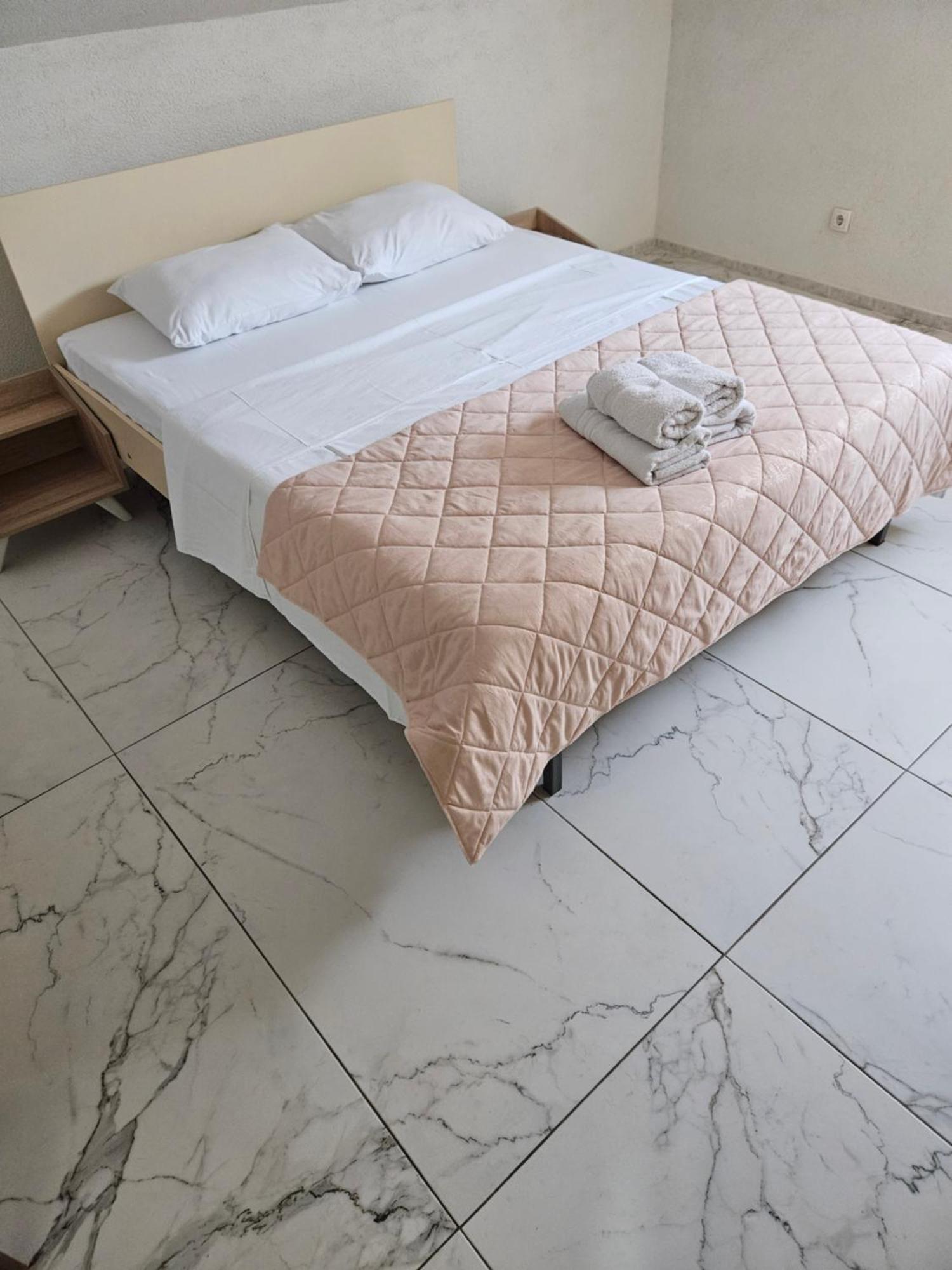 Unique Apartmens City Center Bitola Exteriör bild